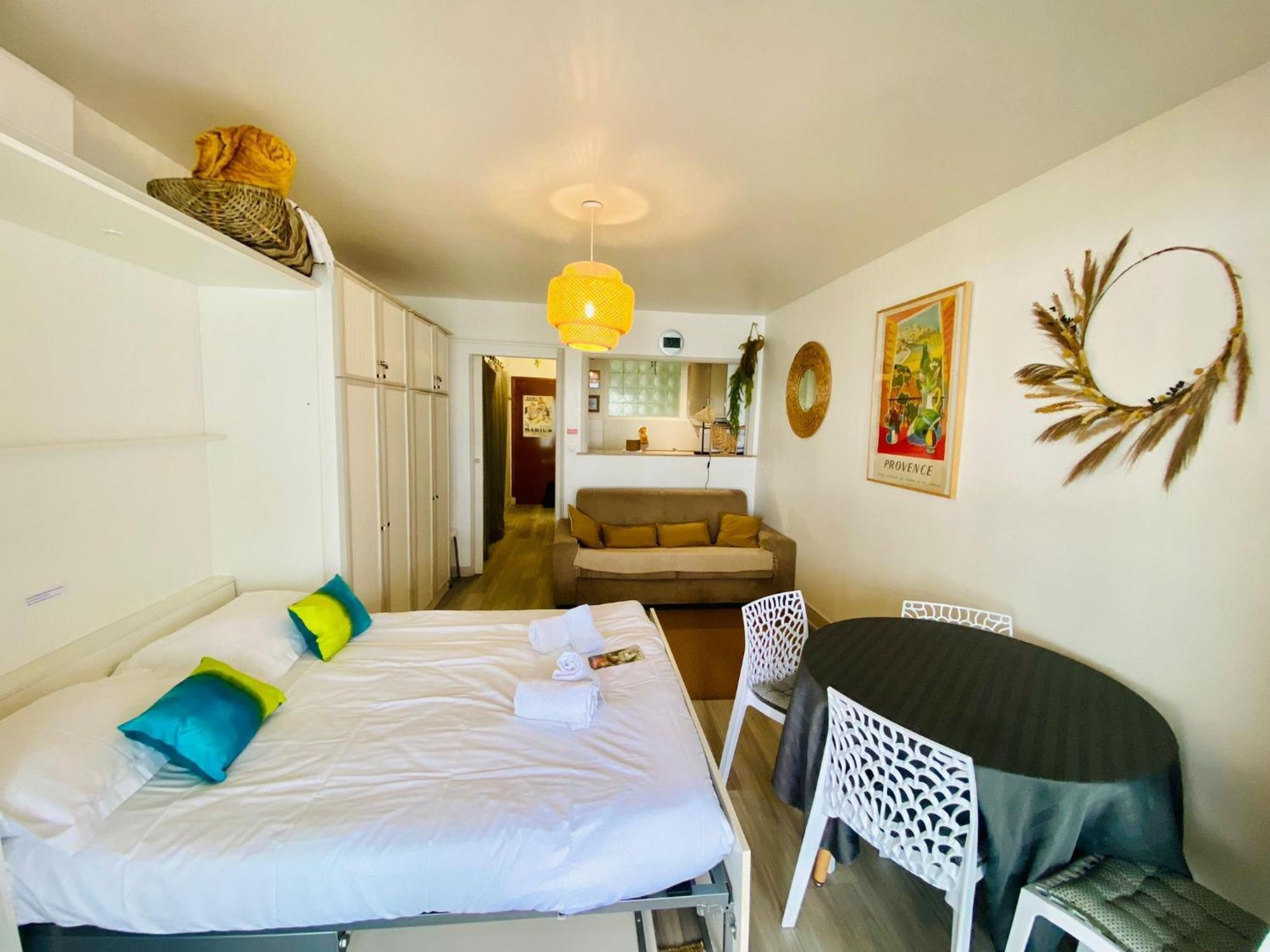 Constellation Apartment Juan-les-Pins Exterior photo